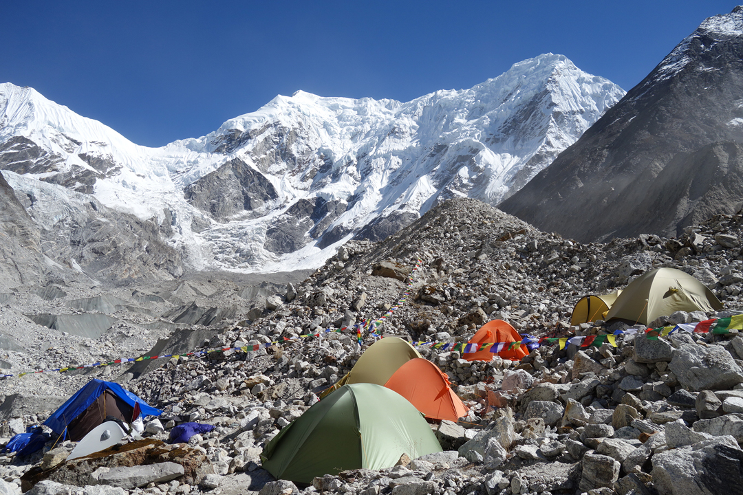 Linkhu Chuli seen from base camp at around 4,700 meters on the Drolambo Glacier. On the left edge of the image is part of Pacharmo. Linkhu Chuli II (6,659m) is on the right, with the north spur, climbed in 2024, facing the camera. The descent was to the right. 