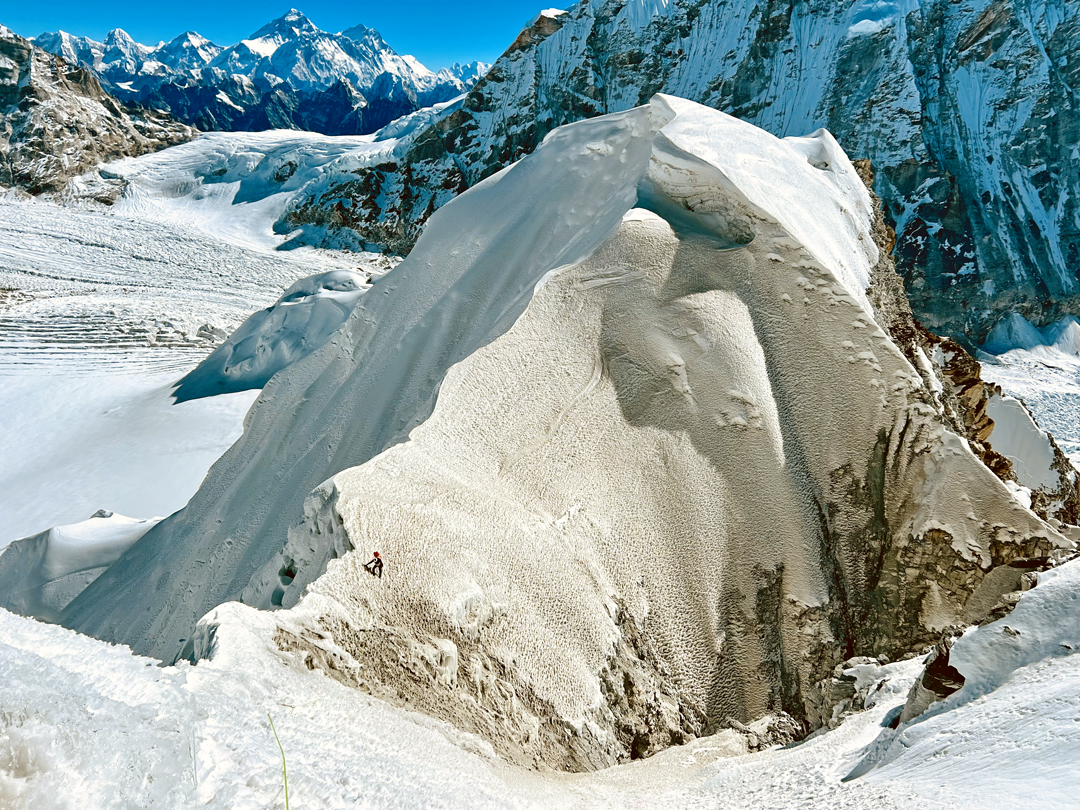 On the east ridge of Takargo, with the Drolambo Glacier below and the Everest massif behind.