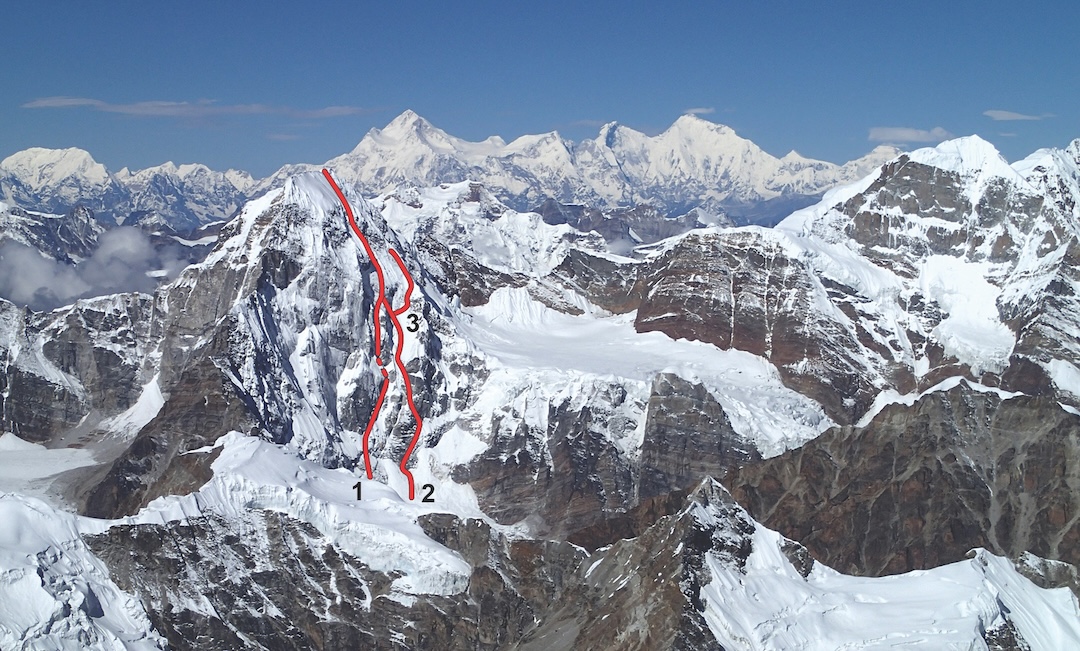 The photo that started it all: the northeast face of Pandra, seen from Janak East in October 2013, showing (1) Peine Plancher (2017), (2) A Piece of the Sun (2024), joining the 2017 route, and (3) the Taniguchi-Wada attempt (2016). In center, in the distance, is the Tibetan side of the Makalu-Lhotse-Everest group, while on the far left is part of Chamlang. The peak at far right in the middle distance is Chabuk (6,792m). 