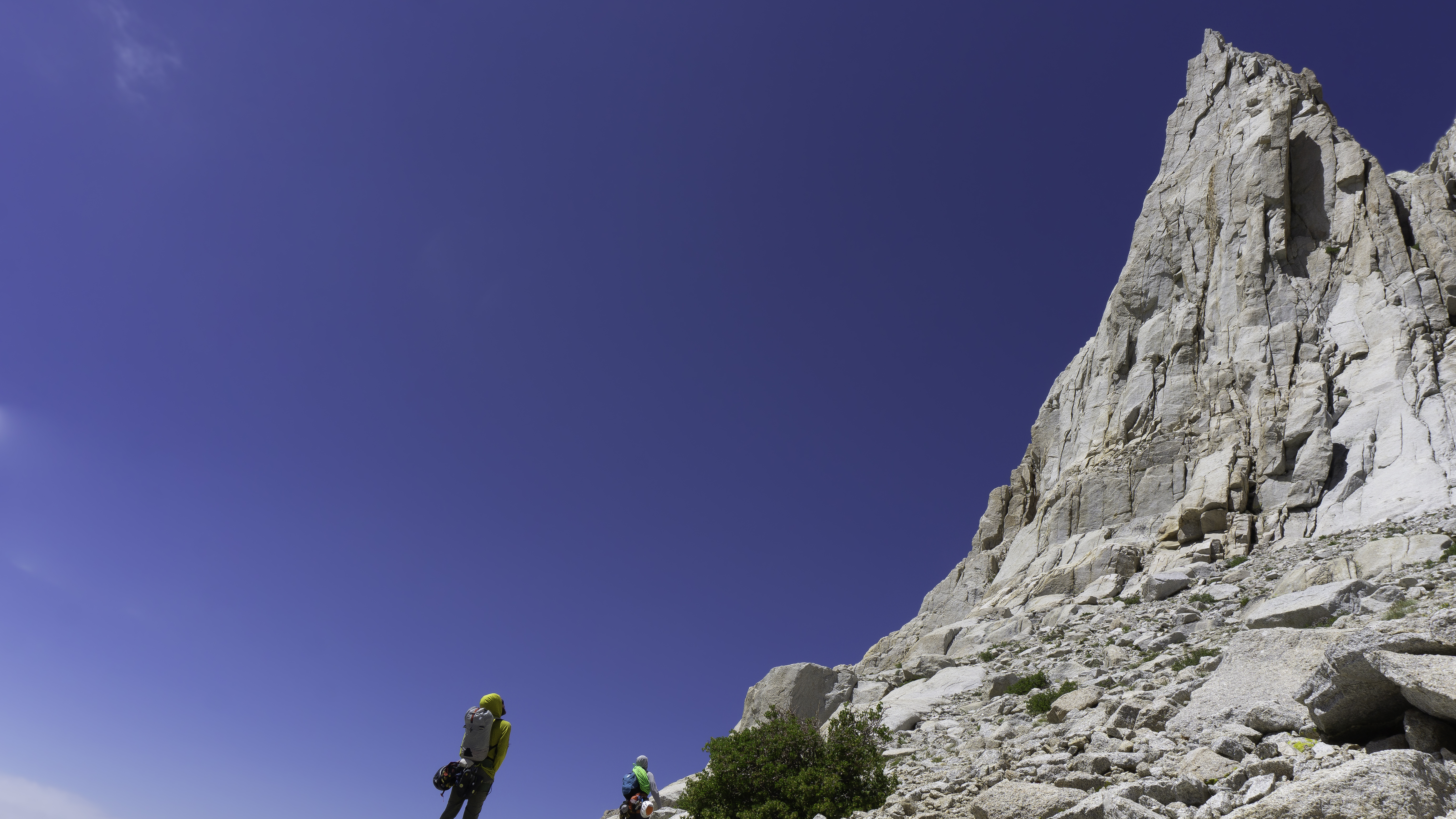 Japhy Dhungana (right) and Rainbow Weinstock approaching Sky Blue Spire.
