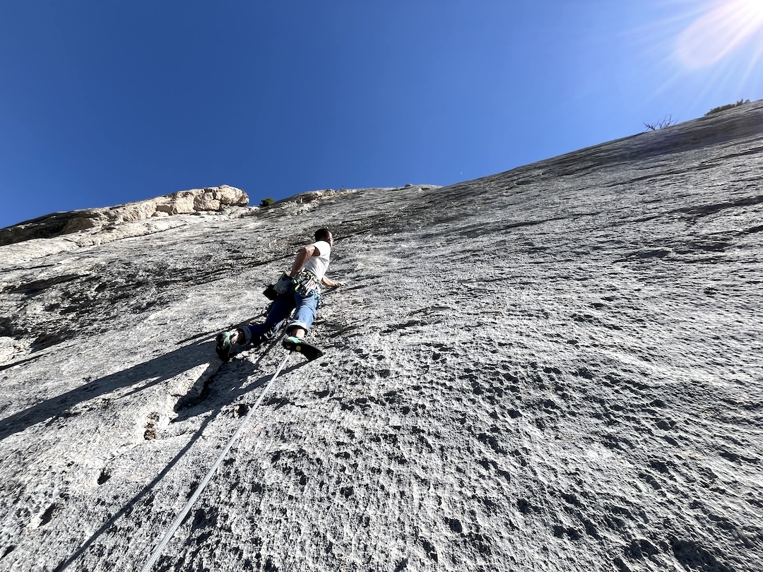  David Gauvin on pitch five of Africa Son (900’, 7 pitches, 5.12-). 