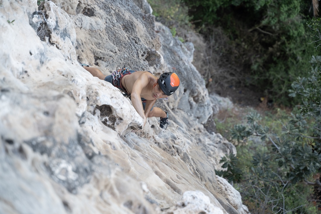 Dennie Vester (NZ) on the second pitch of Fun Dee (5.12a), in the Ao Nang area.