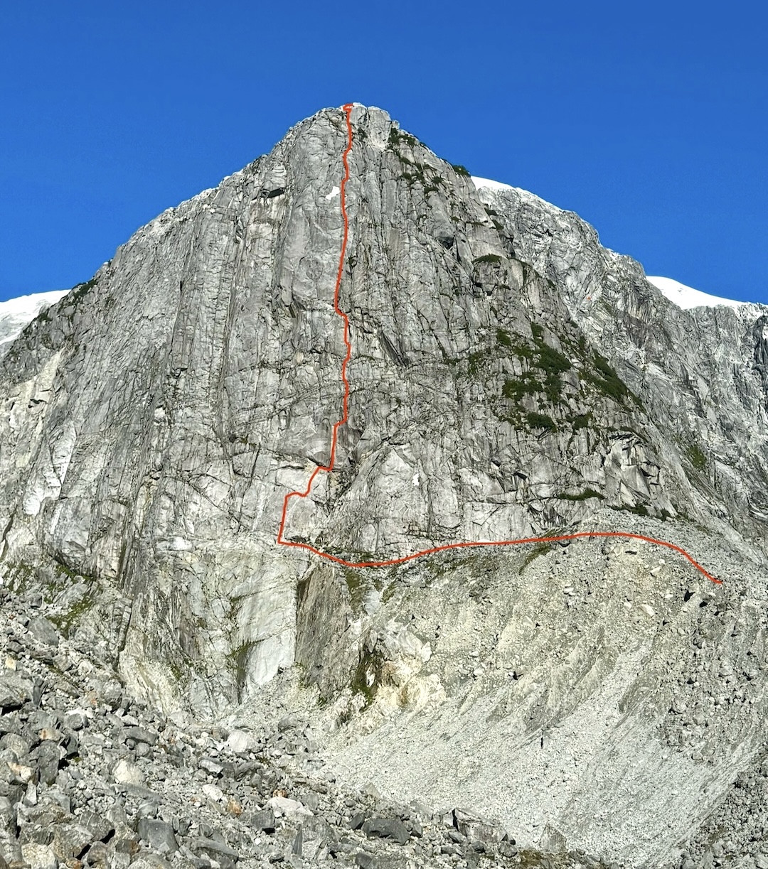 El Cohete from the approach, showing the line of Apollo 13 (13 pitches, 7b+). Above the rock wall, the route continued about 700 meters to a snowy top.