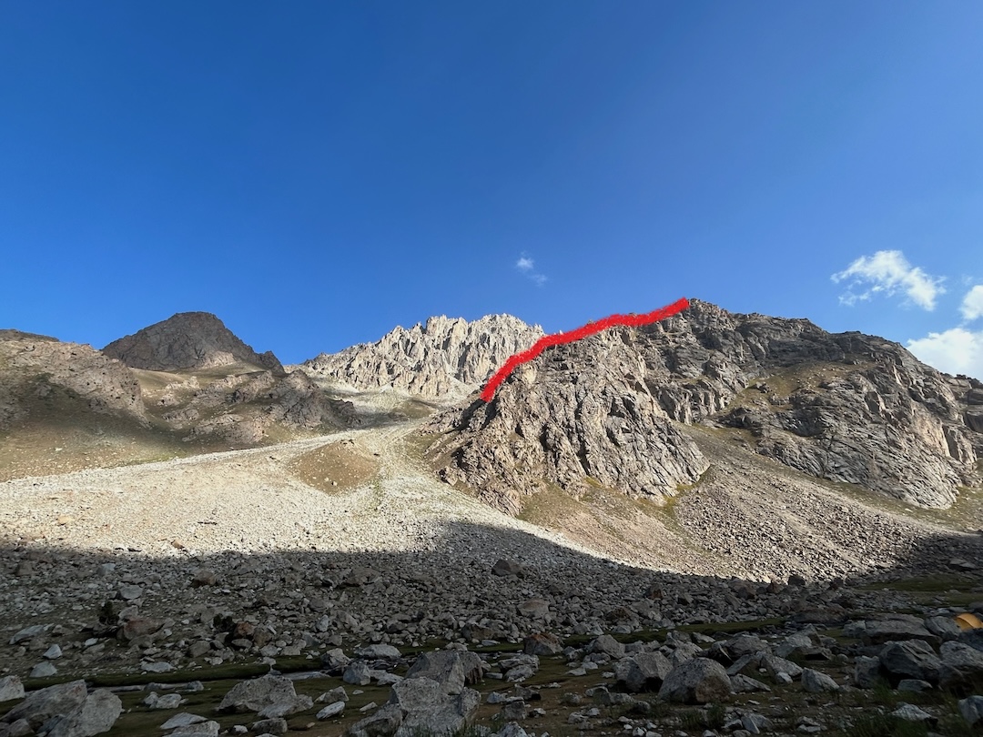 The line climbed on the northwest ridge to make the first known ascent of Aphrodite (3,630m). 