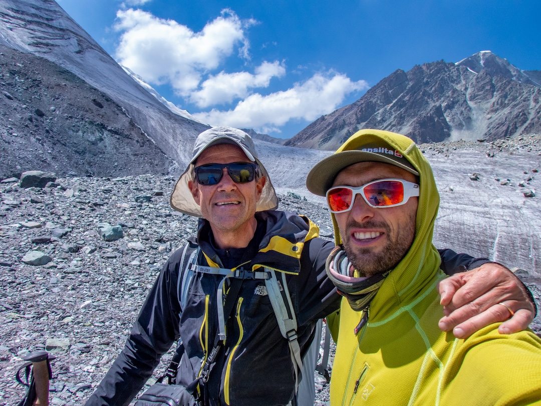 Henry Bizot (left) and Gabriel Fava at Camp 2 after the climb of Cédric and Sophie (Point 5,090m). 