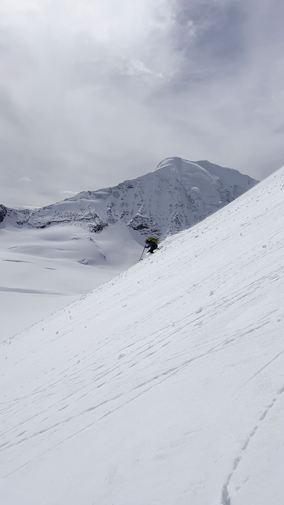 Eli Sturm skiing the lower slopes of the Batwing.