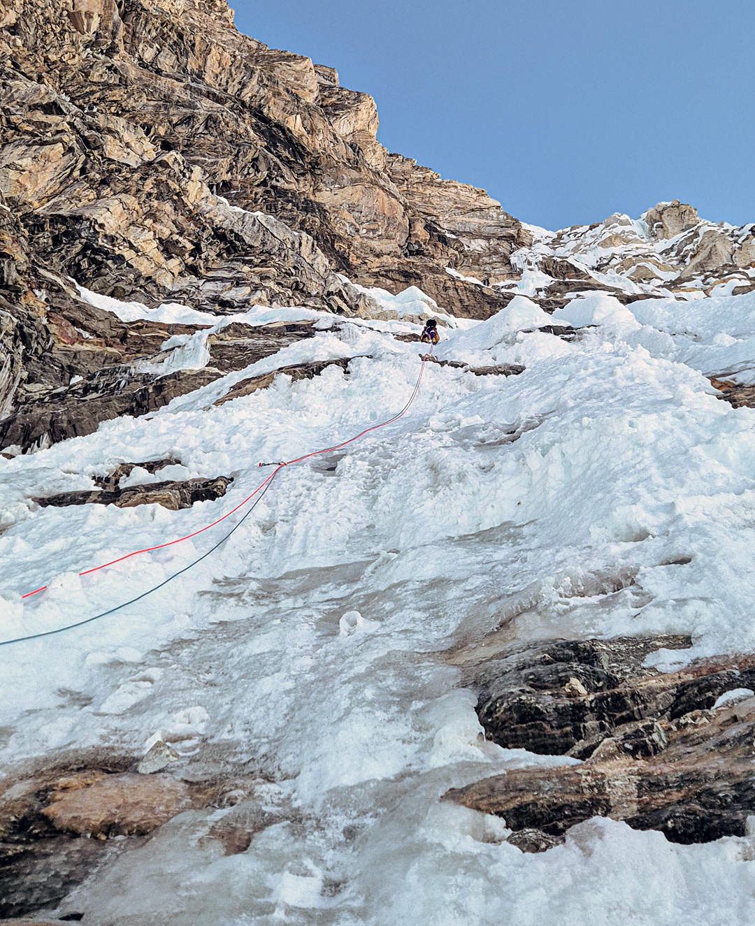 The initial pitches of the southeast face of Numbur. 