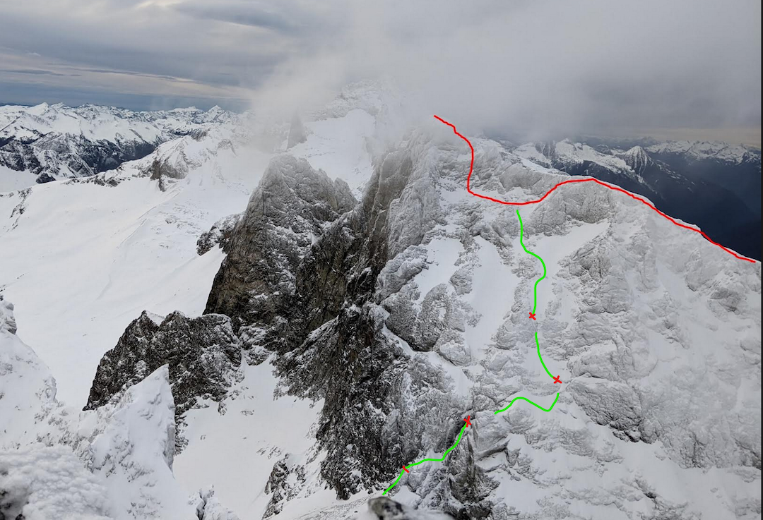 The ascent (red) and descent (green) paths followed by Eric Gilbertson and Nick Roy during their first winter ascent of Easy Mox. 