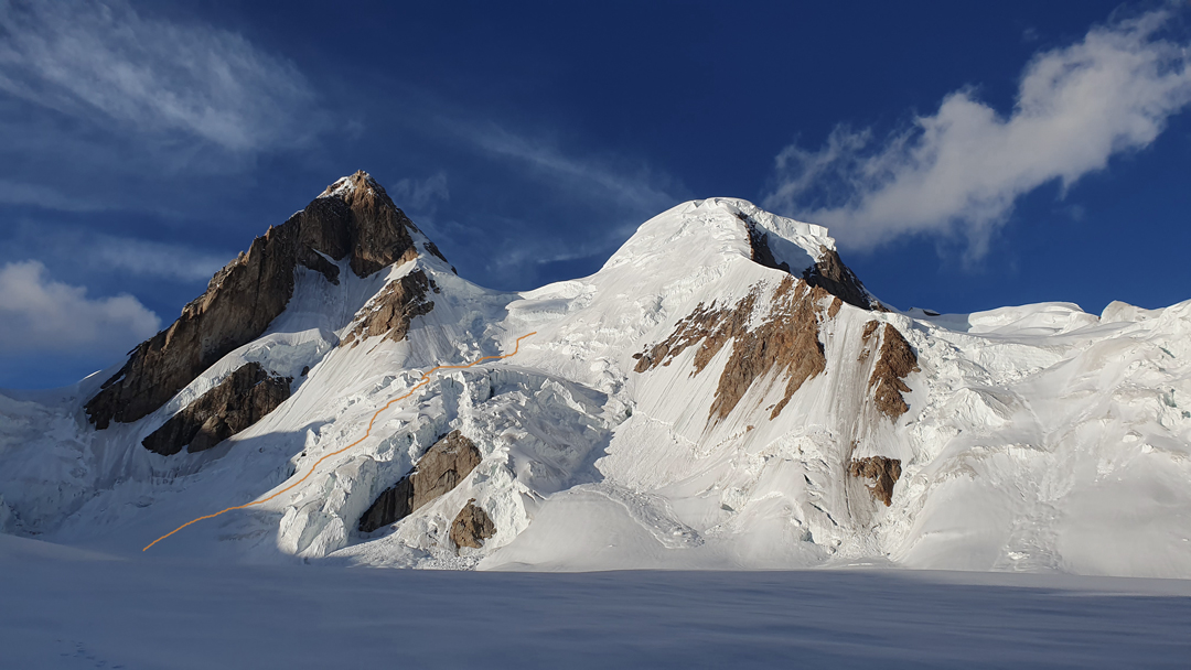 Seen from the southwest, Biarchedi I (6,810m, left), Biarchedi IV (6,690m), and the route attempted to the ca 6,400-meter col between the two.  
