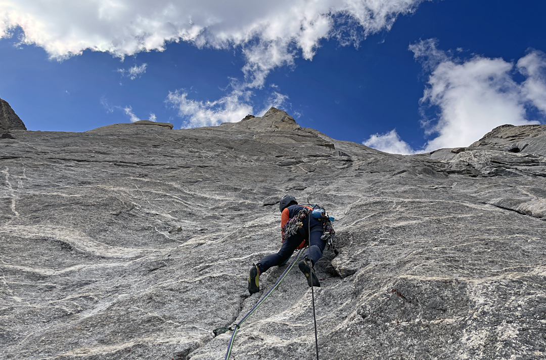 Ekaitz Maiz during the attempt on the south face of the Trident. 