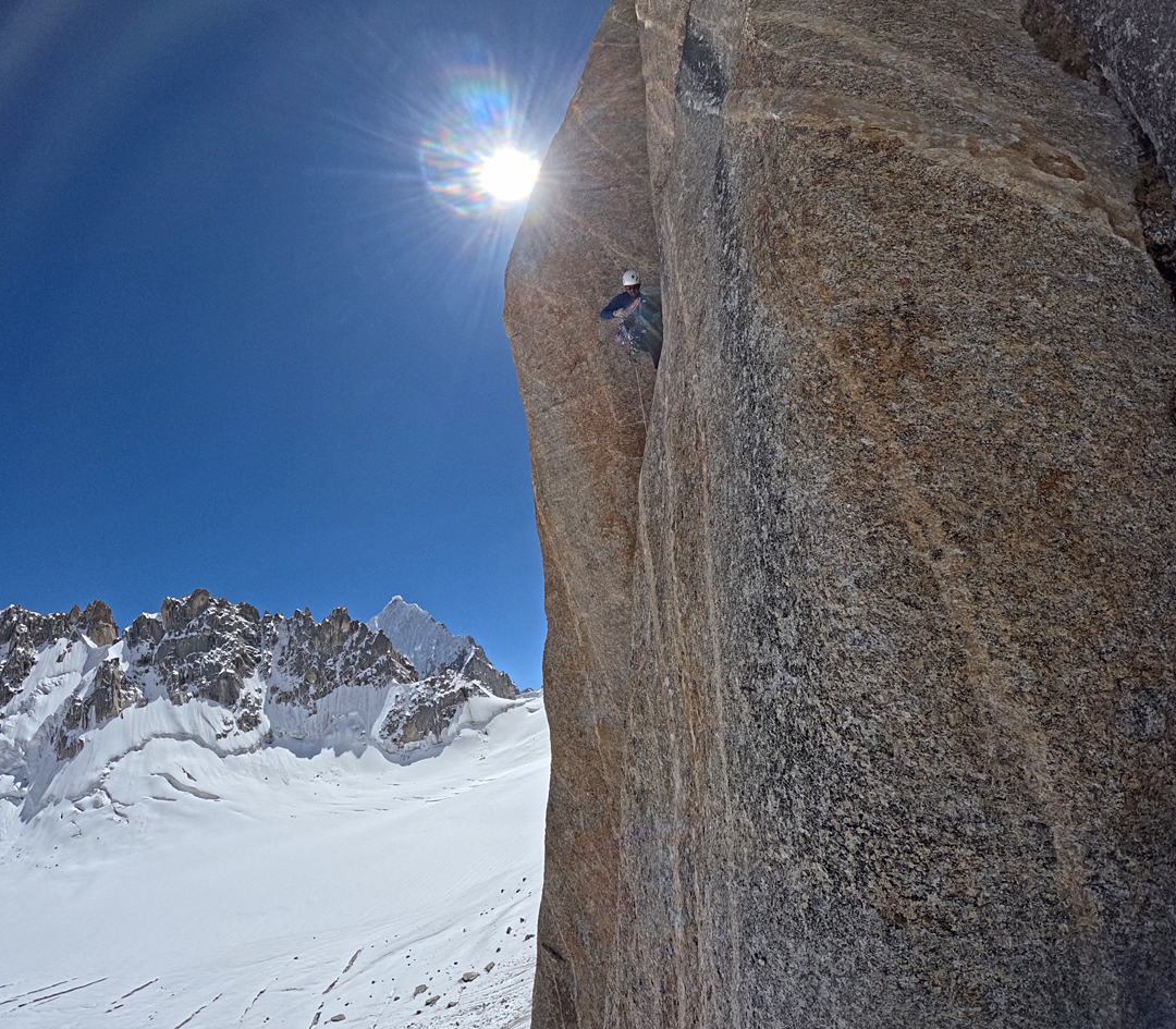 Hiroki Yamamoto on the steep third pitch of Hasho Peak II’s east pillar. 