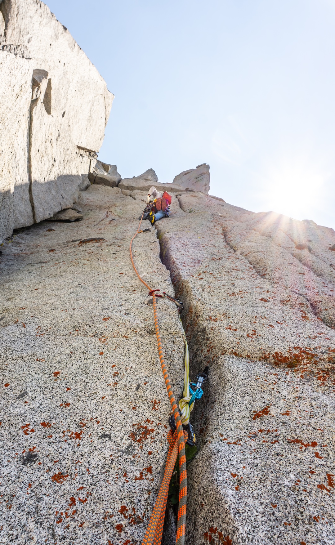 Zach Lovell leading one of the middle pitches of his and Chris Robertson’s eight-pitch line, The Crockerdile Tooth, on the west pillar of Mt. Crocker. 