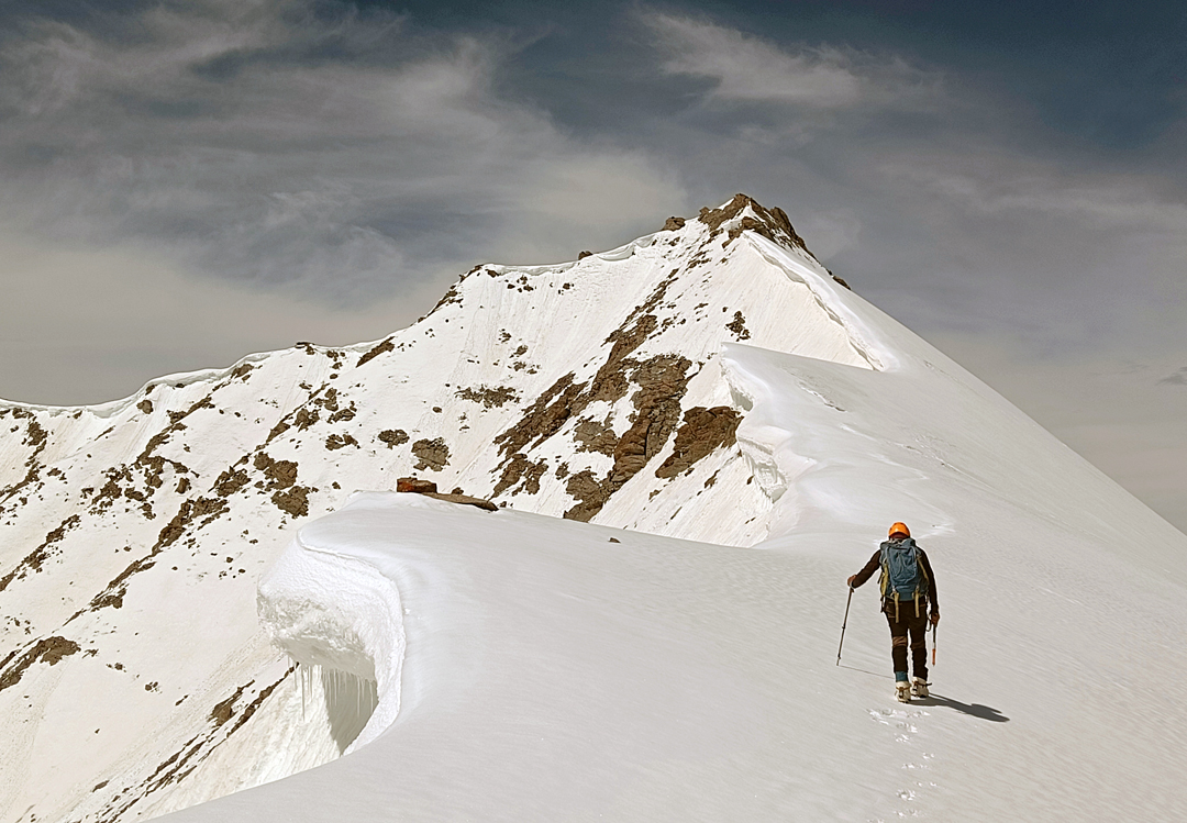 Lakpa Sherpa on the final section of the northeast ridge of Peak 6,045m.