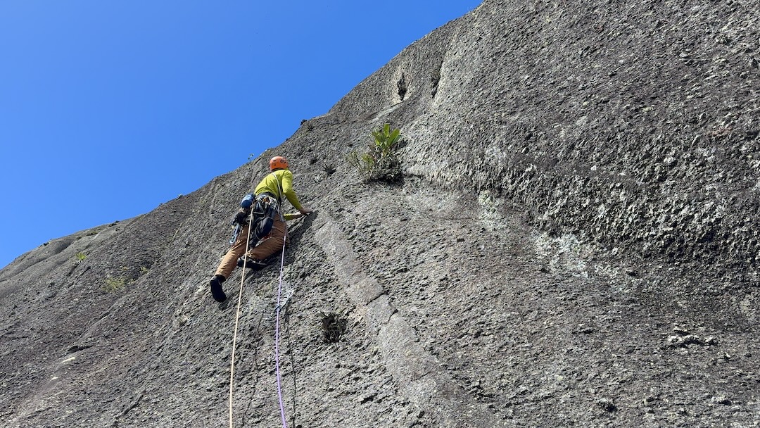 Ed Padilha works pitch 20 of a new 1,200-meter 7c+ route on Pedra Riscada. 