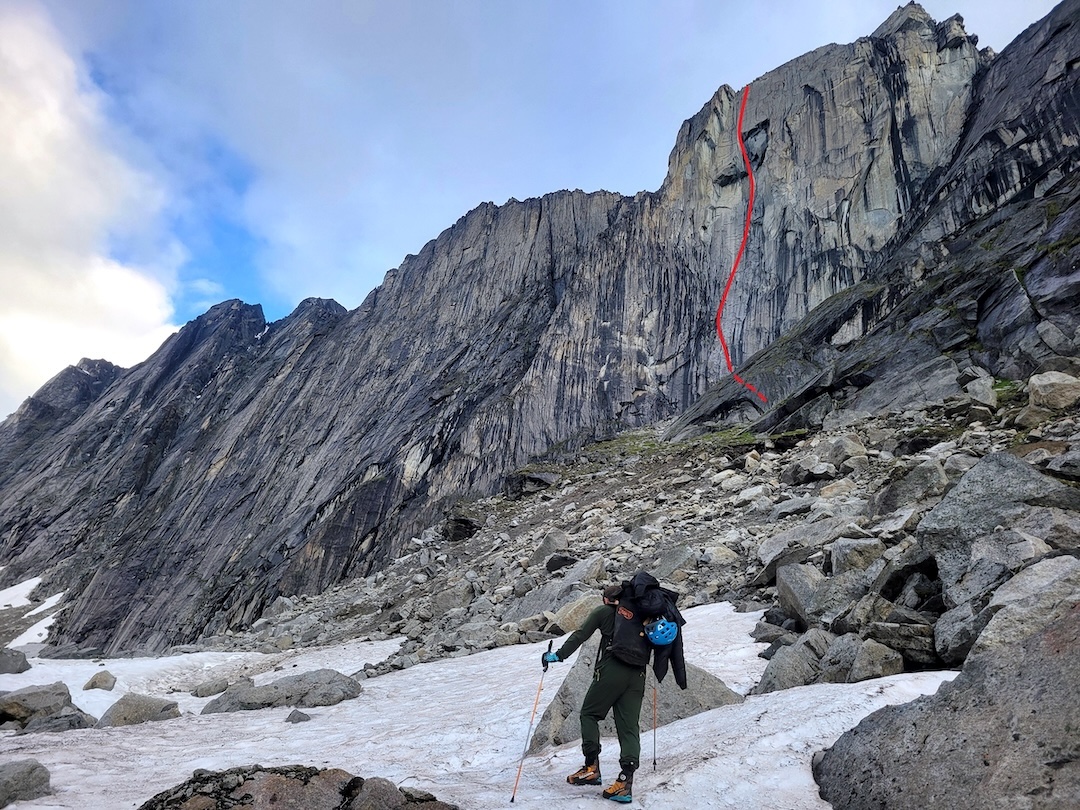 David Bacci on the approach to Middle Huey Spire, with the line of L’oro dello Yukon (400m, 5.11 A3). 