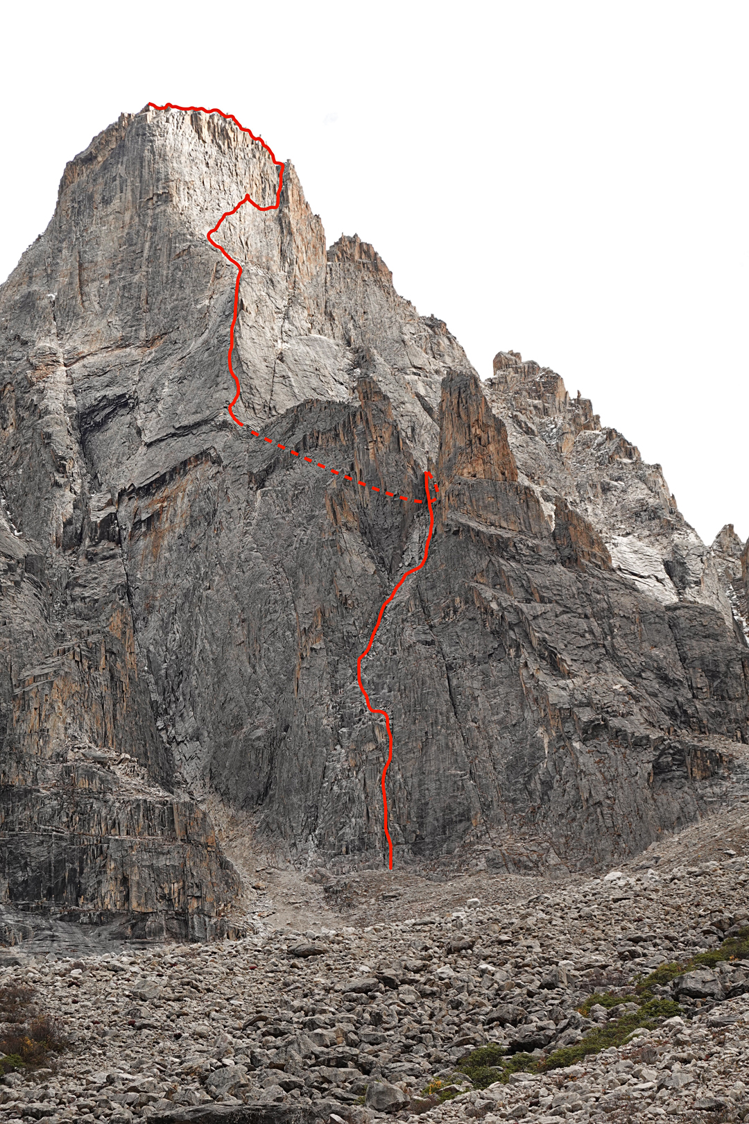 Grad Kristalov on the west-southwest pillar of Peak 5,600m. 