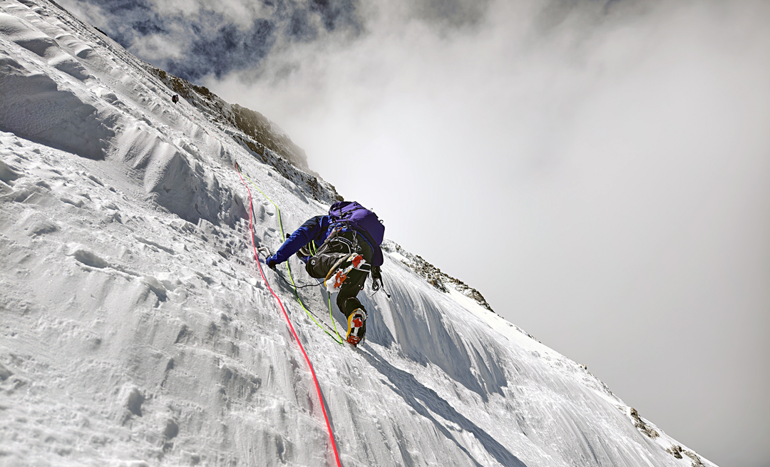 On the north face of Guoraka Ri.