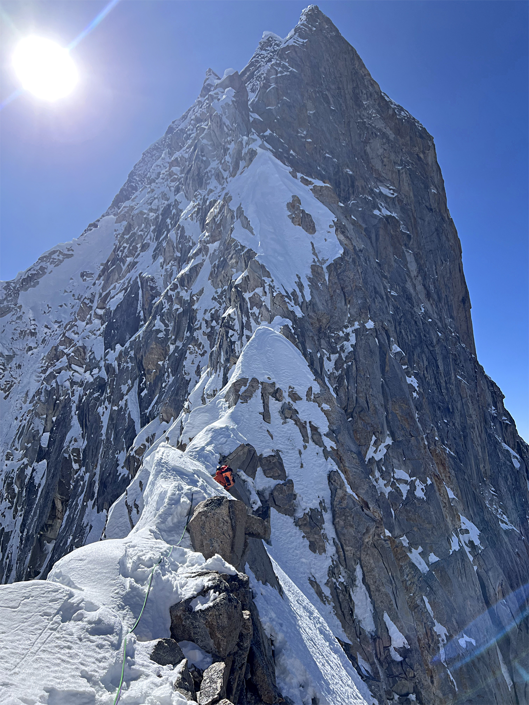 Just above the first campsite, at 5,820 meters, on the crest of the north ridge of Siguniang.