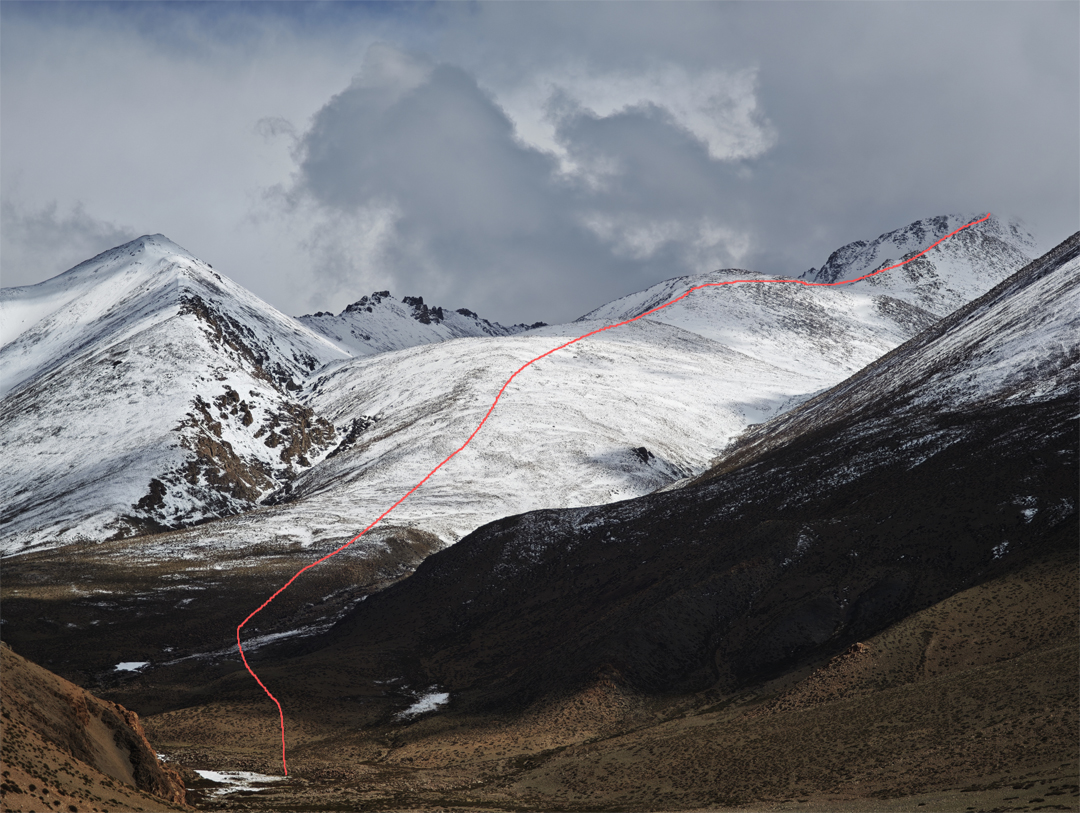 The 2024 route up the north ridge to Lochari, seen in 2026 when there was more snow cover.