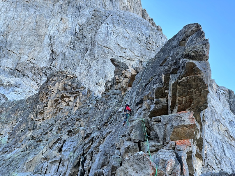 The Rooster’s Comb ridge on the Myshlyaev Route.