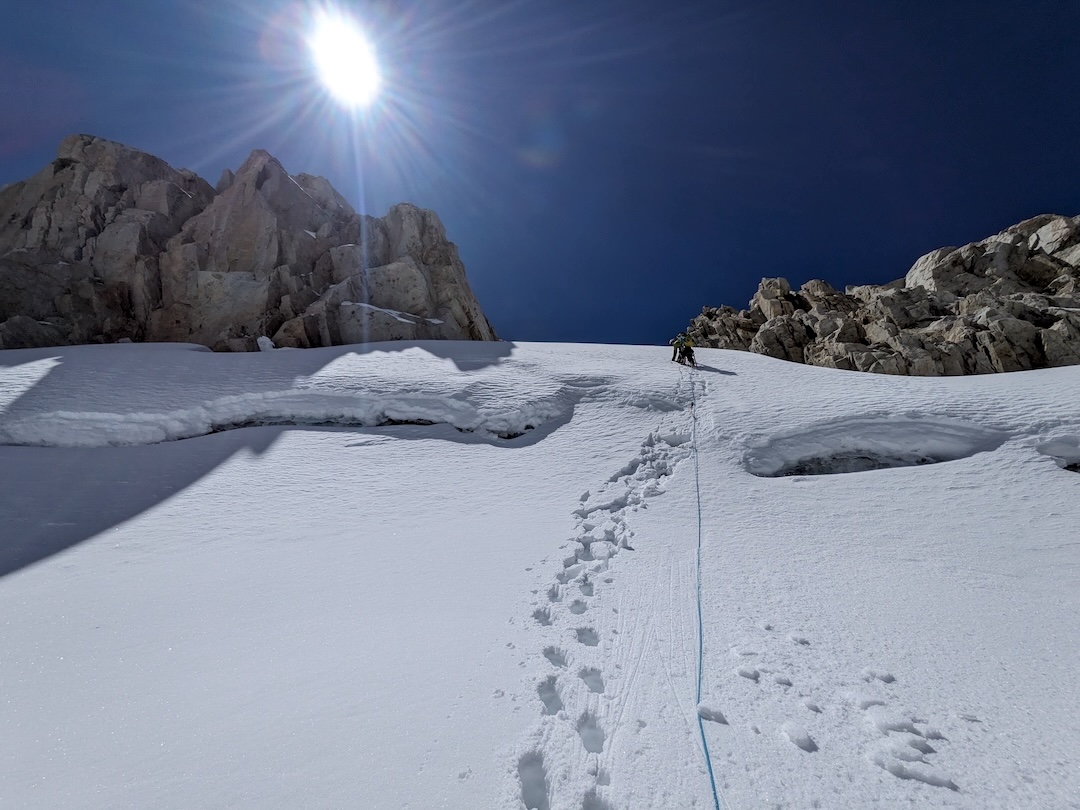 Derek Field leads up the final section of the south face of Machi Riti to gain the saddle between the twin summits. 