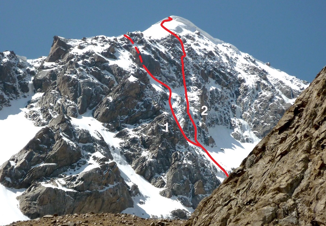 The north face of Tushunbodum (5,081m) and the approximate lines of (1) Santa Bárbara (2025) and (2) Si la Cornisa Vol (2011). T
