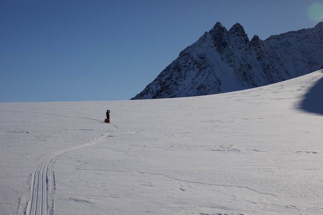 Arriving at the team’s Atomfjella base camp.