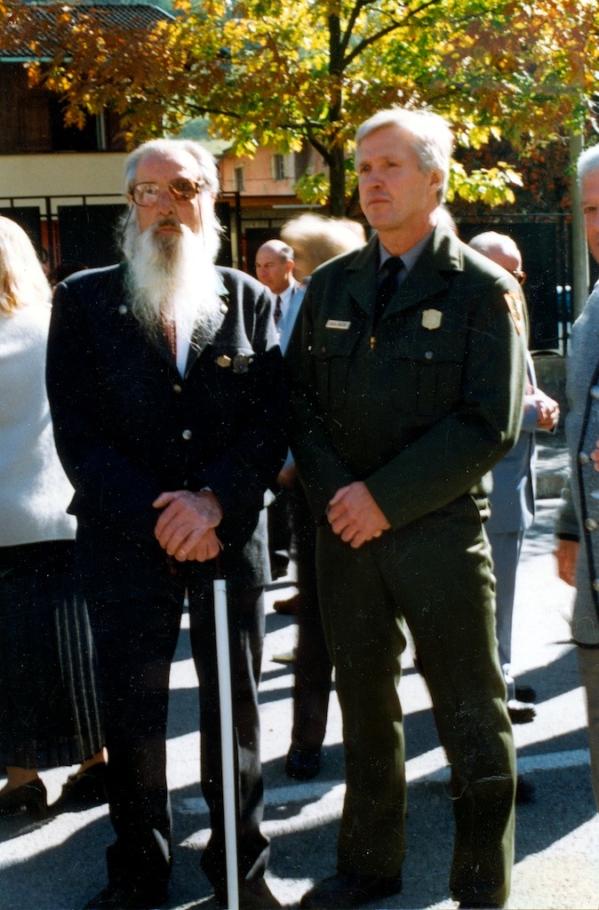 Daryl Miller was the first North American recipient of the International Alpine Targa D’Argento Solidarity Award, awarded in Pinzolo, the Dolomites, Italy, in 1996. Here he met “the Spider of the Dolomites,” Cesare Maestri. 
