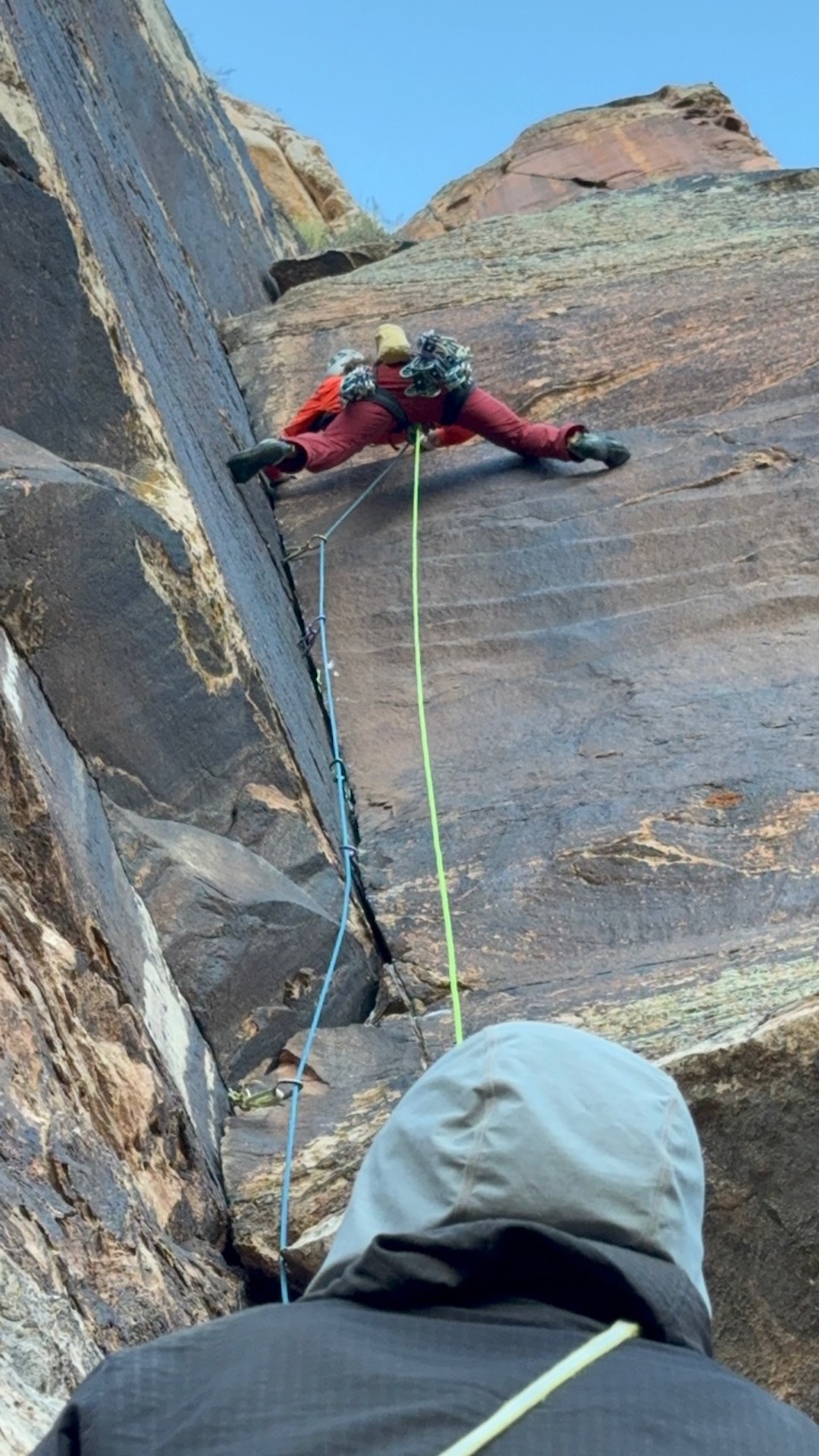 James Wieman leading the 5.11+ fourth pitch of Time (1,180’, 10 pitches, V 5.11+). 