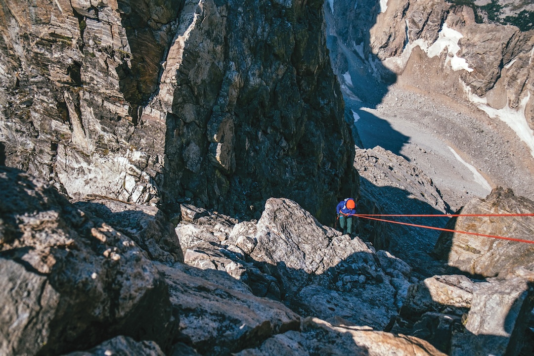 When choosing to knot or not to knot the end of your rappel ropes, our author asks: How many people have died from a knotted rope end getting stuck? 